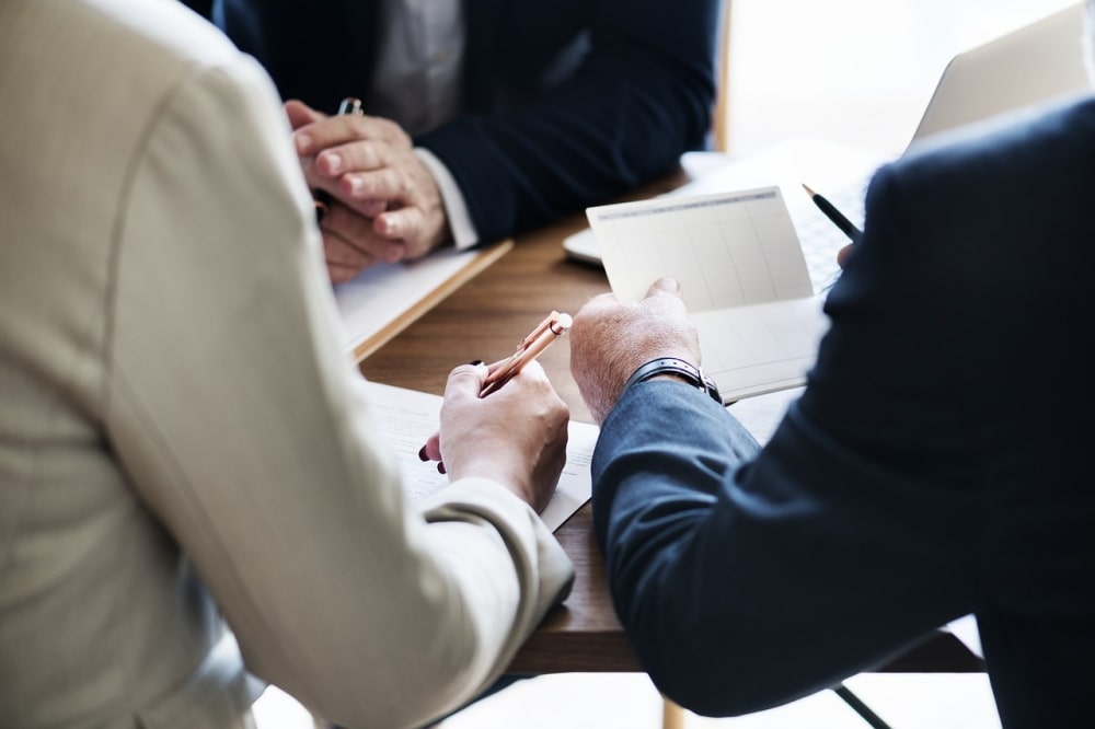 consejos-para-elegir-buen-administrador-fincas-e1556532605374-min